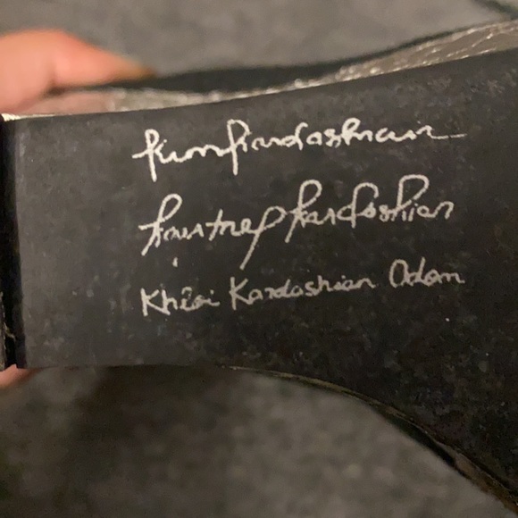 Kardashain Kollections black and silver heels - Picture 4 of 4